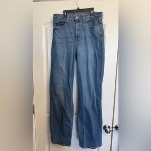 Old Navy Women's Medium Blue Flare Jeans